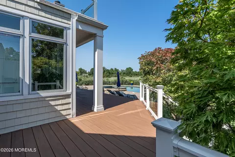 Exterior - 7 Harbor Dr, Rumson, NJ 07760 photo 6 of 9