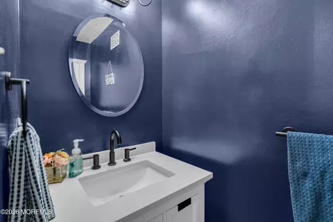 Bath - 3 Hedgewood Rd, Howell, NJ 07731 photo 1 of 6