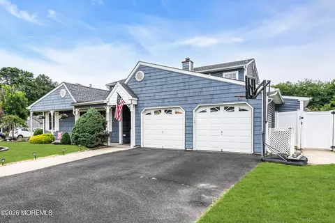 Other - 3 Hedgewood Rd, Howell, NJ 07731 photo 2 of 14
