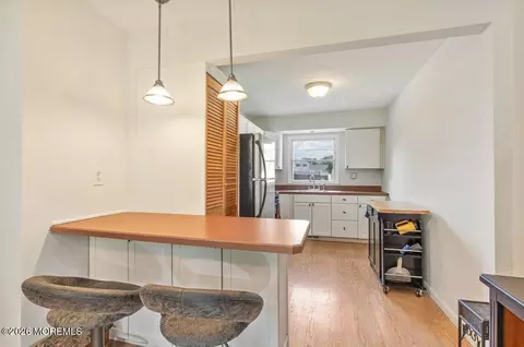Kitchen - 39 Appleton Dr, Hazlet, NJ 07730 photo 5 of 5