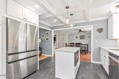 Kitchen - 39 Appleton Dr, Hazlet, NJ 07730 photo 4 of 5