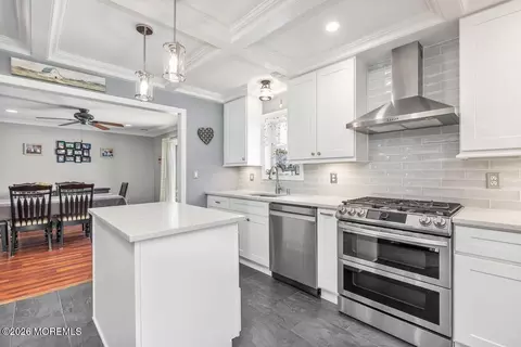 Kitchen - 39 Appleton Dr, Hazlet, NJ 07730 photo 3 of 5