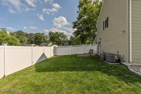 Exterior - 39 Appleton Dr, Hazlet, NJ 07730 photo 8 of 10