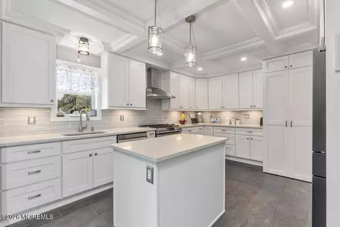 Kitchen - 39 Appleton Dr, Hazlet, NJ 07730 photo 1 of 5