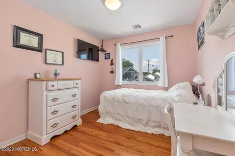 Bedroom - 39 Appleton Dr, Hazlet, NJ 07730 photo 3 of 6
