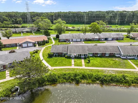 355 Dorchester Dr # A, Lakewood, NJ 08701
