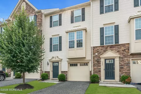 903 Mississippi St #1403, Toms River, NJ 08755