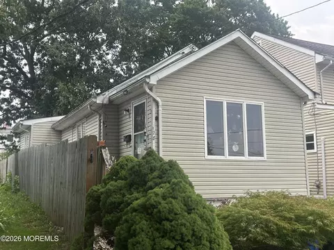 128 Chamone Ave, Leonardo, NJ 07737 photo 4