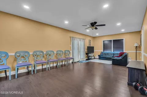 Living - 250 Bartley Rd, Jackson, NJ 08527 photo 1 of 5
