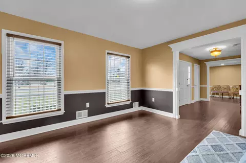 Entry Way - 250 Bartley Rd, Jackson, NJ 08527 photo 4 of 5