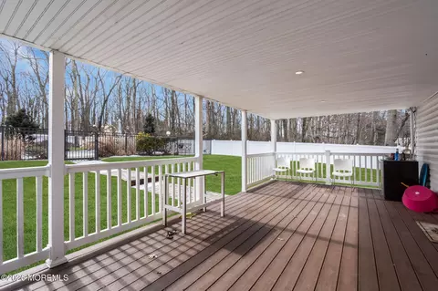 Exterior - 250 Bartley Rd, Jackson, NJ 08527 photo 5 of 27