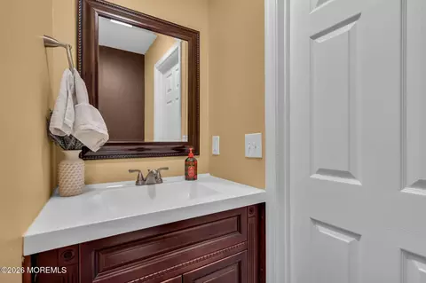 Bath - 250 Bartley Rd, Jackson, NJ 08527 photo 1 of 5