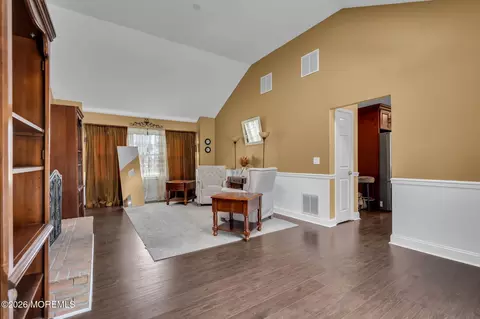 Living - 250 Bartley Rd, Jackson, NJ 08527 photo 3 of 5