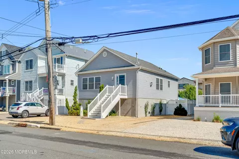 212 Eisenhower Ave, Seaside Heights, NJ 08751