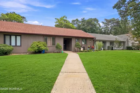203 Clipper Ct #203, Toms River, NJ 08753