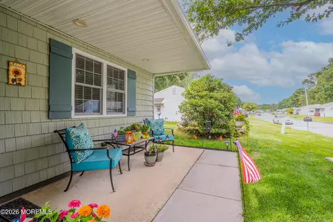 17 Texas Blvd, Whiting, NJ 08759