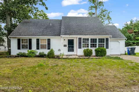 28 Brand Rd, Toms River, NJ 08753