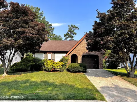 34 Sycamore Access Rd, Stafford, NJ 08050