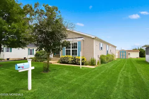 9 Rocky Hill Rd, Manahawkin, NJ 08050