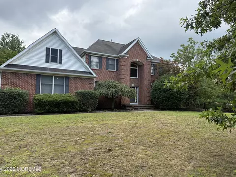 2321 Donna Dee Ct, Toms River, NJ 08755