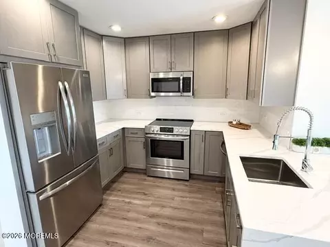 1 Carriage City Plz #1620, Rahway, NJ 07065