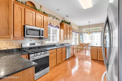 Kitchen - 42 Brigantine Blvd, Waretown, NJ 08758 photo 2 of 3