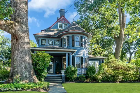 57 Reckless Pl, Red Bank, NJ 07701