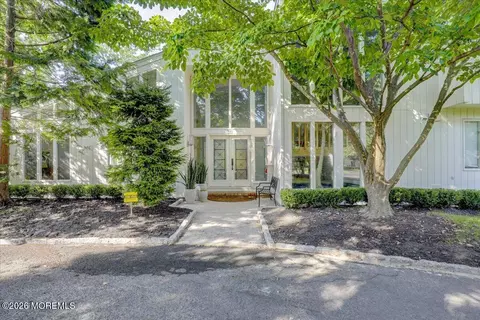 311 Park Ave, Oakhurst, NJ 07755