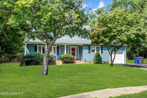 16 Friar Ct, Toms River, NJ 08753