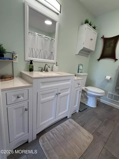 Bath - 718 Conifer Dr, Forked River, NJ 08731 photo 2 of 5