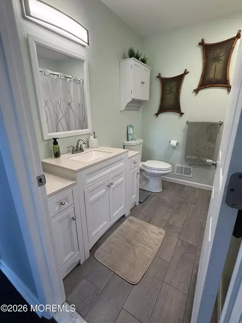 Bath - 718 Conifer Dr, Forked River, NJ 08731 photo 5 of 5