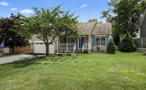 1157 Beach Ln, Manahawkin, NJ 08050