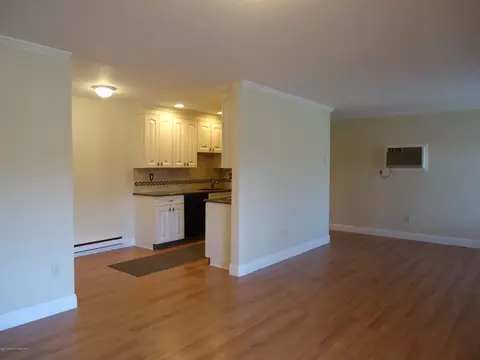 142 Cross Slope Ct #F, Manalapan, NJ 07726