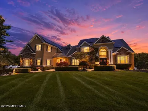 3 Rooney Ct, Millstone, NJ 08510