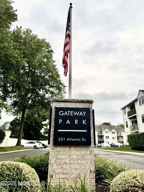 231 Atlantic St #23, Keyport, NJ 07735