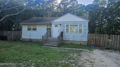 206 Burr St, Barnegat, NJ 08005