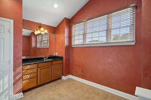 Bath - 3 Spring Lake Blvd, Waretown, NJ 08758 photo 4 of 4