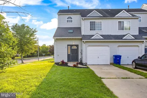 1 Sesame Dr, Lumberton, NJ 08048