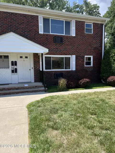 10 Juniper Ln #10 A, Eatontown, NJ 07724