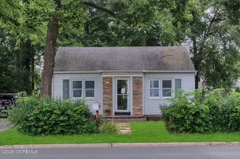 719 Cliffwood Ave, Keyport, NJ 07735