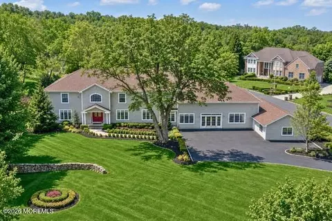 3 Tolas Dr, Holmdel, NJ 07733