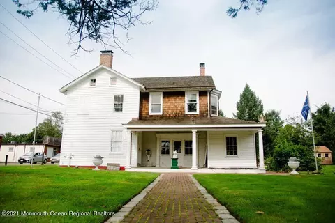 583 Cedar Ave, West Long Branch, NJ 07764