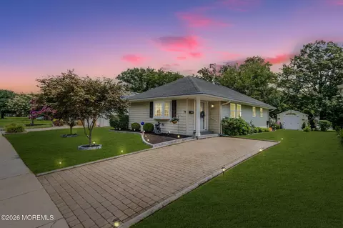 2125 Mount Hope Ln, Toms River, NJ 08753