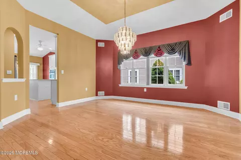 Dining - 72 Brigantine Blvd, Waretown, NJ 08758 photo 1 of 2
