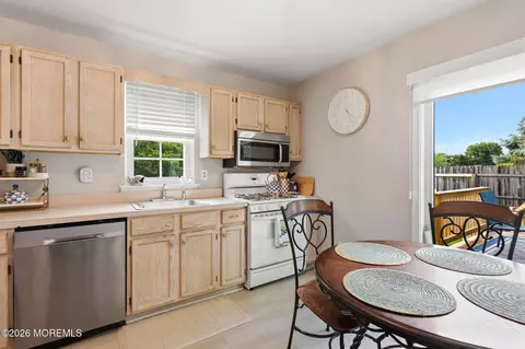Kitchen - 1 Red Maple Dr, Brick, NJ 08724 photo 2 of 4