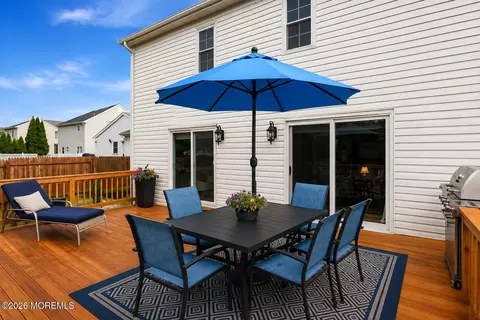 Exterior - 1 Red Maple Dr, Brick, NJ 08724 photo 4 of 6