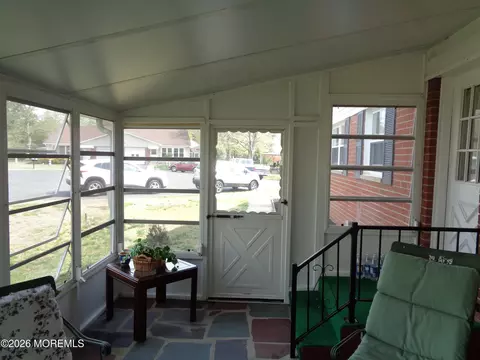 Exterior - 5 B Mohawk Ct, Whiting, NJ 08759 photo 8 of 8