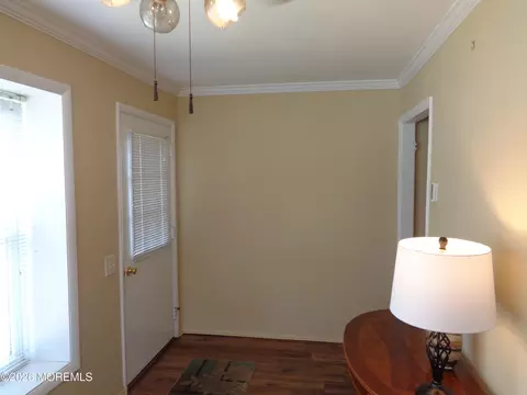 Entry Way - 5 B Mohawk Ct, Whiting, NJ 08759 photo 1 of 1