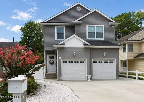 610 Parkside Ave, Toms River, NJ 08753