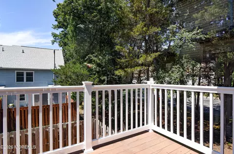 Exterior - 8 Colonial Ct, Jackson, NJ 08527 photo 2 of 8